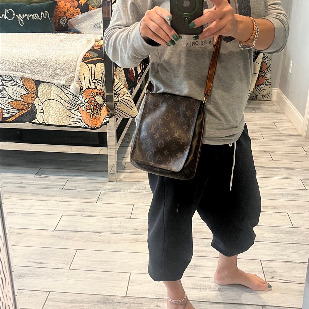 Louis Vuitton  Musette Salsa Monogram crossbody Bag
